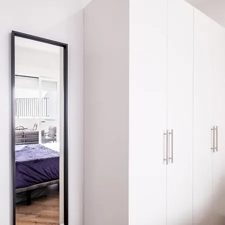 Beautiful With Private Terrace Valence